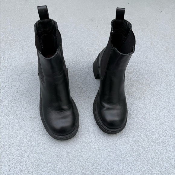 Dirty laundry Sleek Black Ankle Boots for Women - Picture 3 of 10